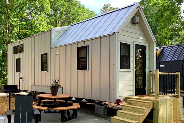 Tiny Homes white